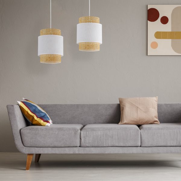 Le titre du produit en français est : "LAMPE À PENDRE BOHO BLANCHE 1 200